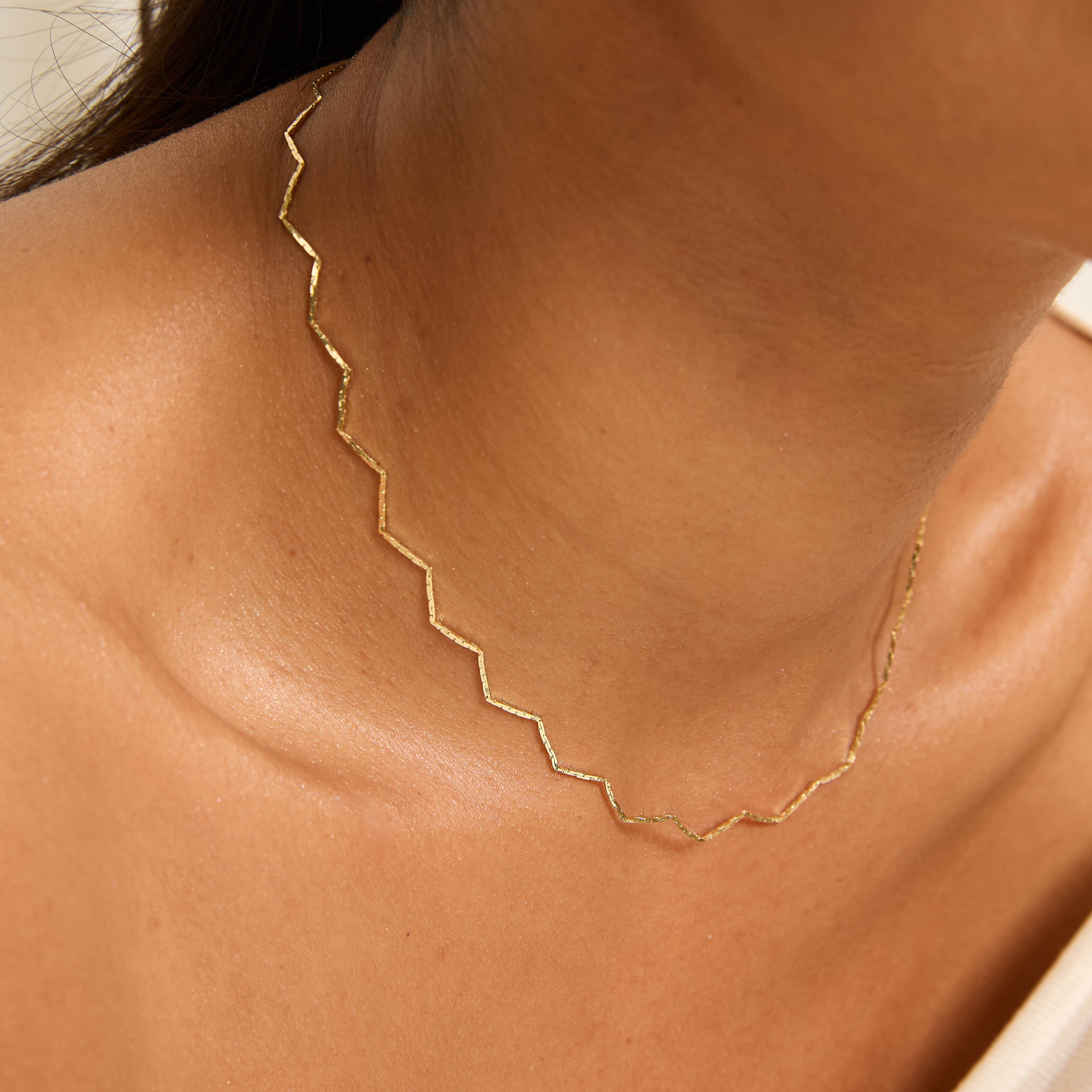 Choker corrente zigzag com alongadora