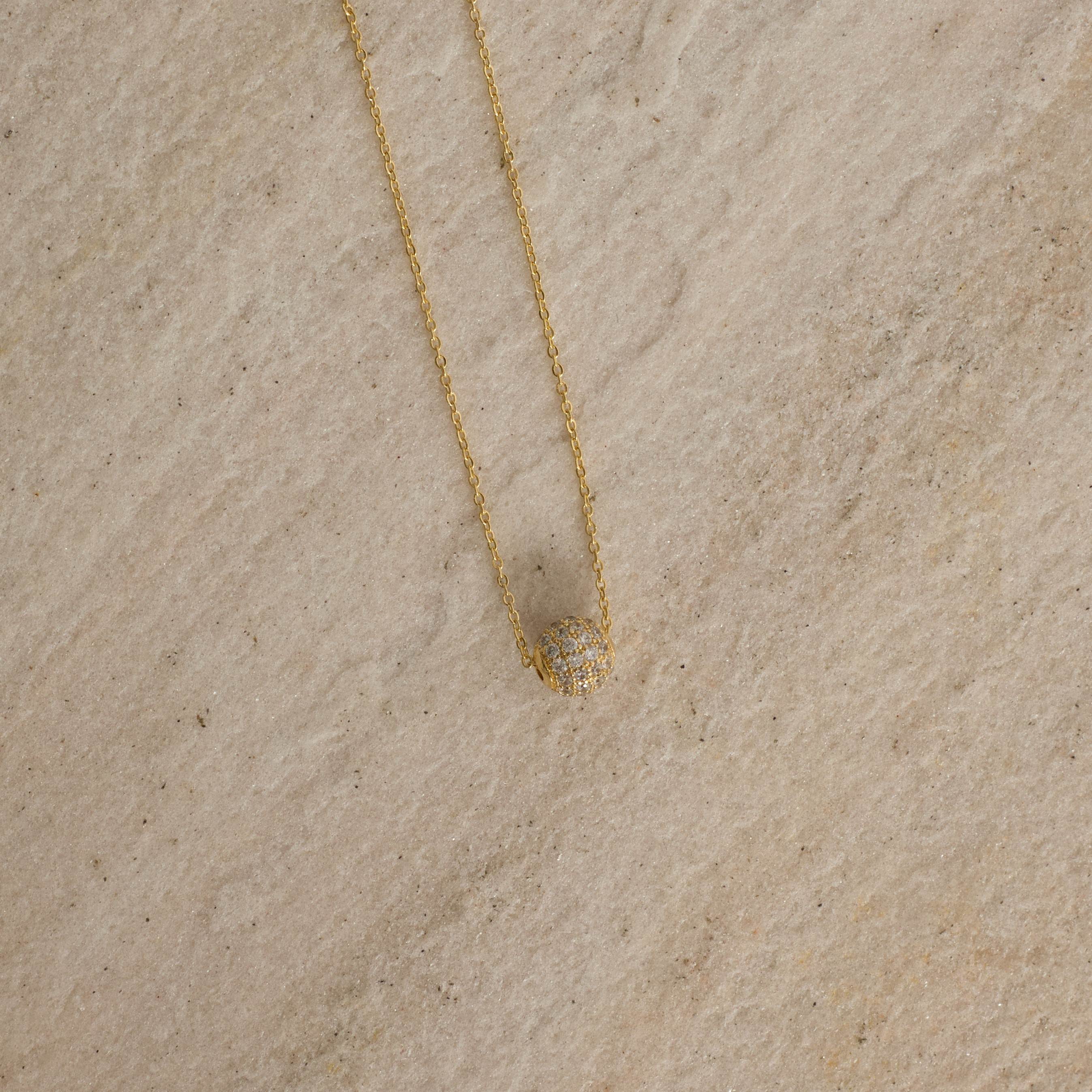 Colar entremeio bola cravejada 6mm corrente cadeado 45cm com alongadora