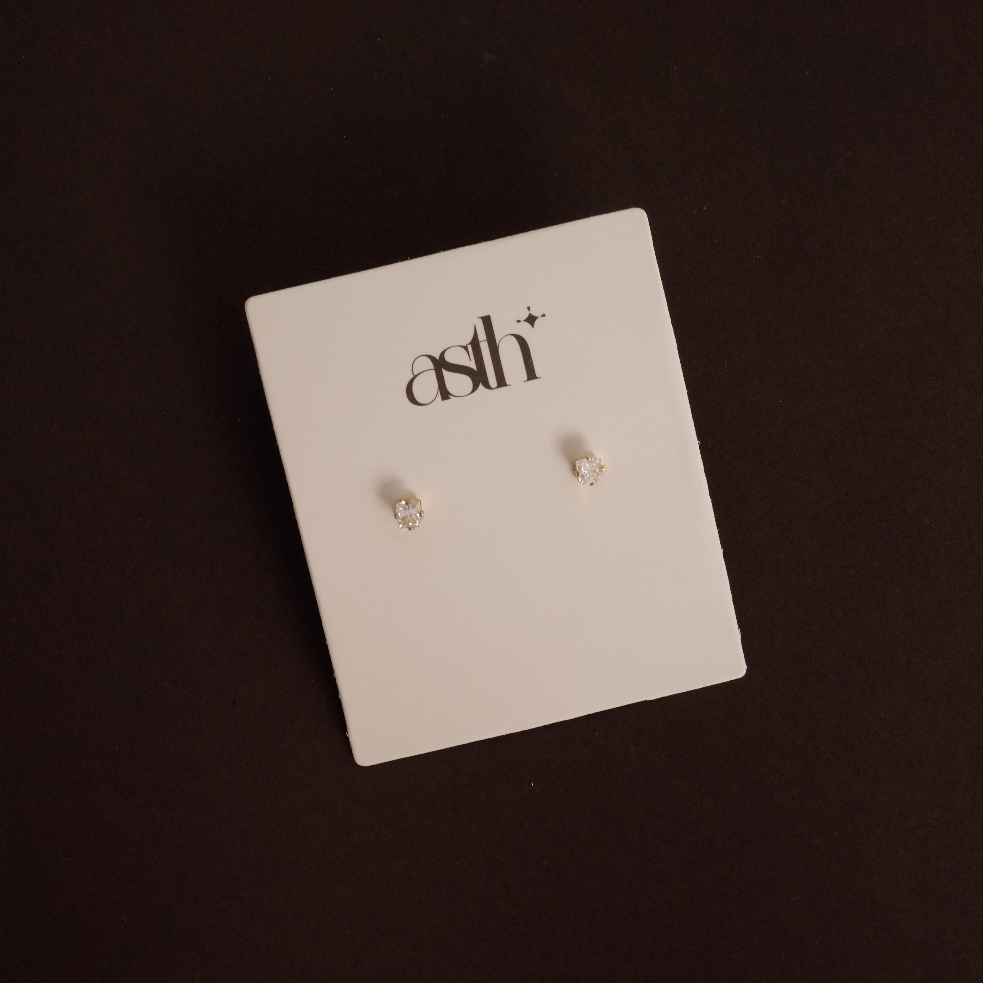 Brinco zircônia quadrada cristal caixa alta 3mm