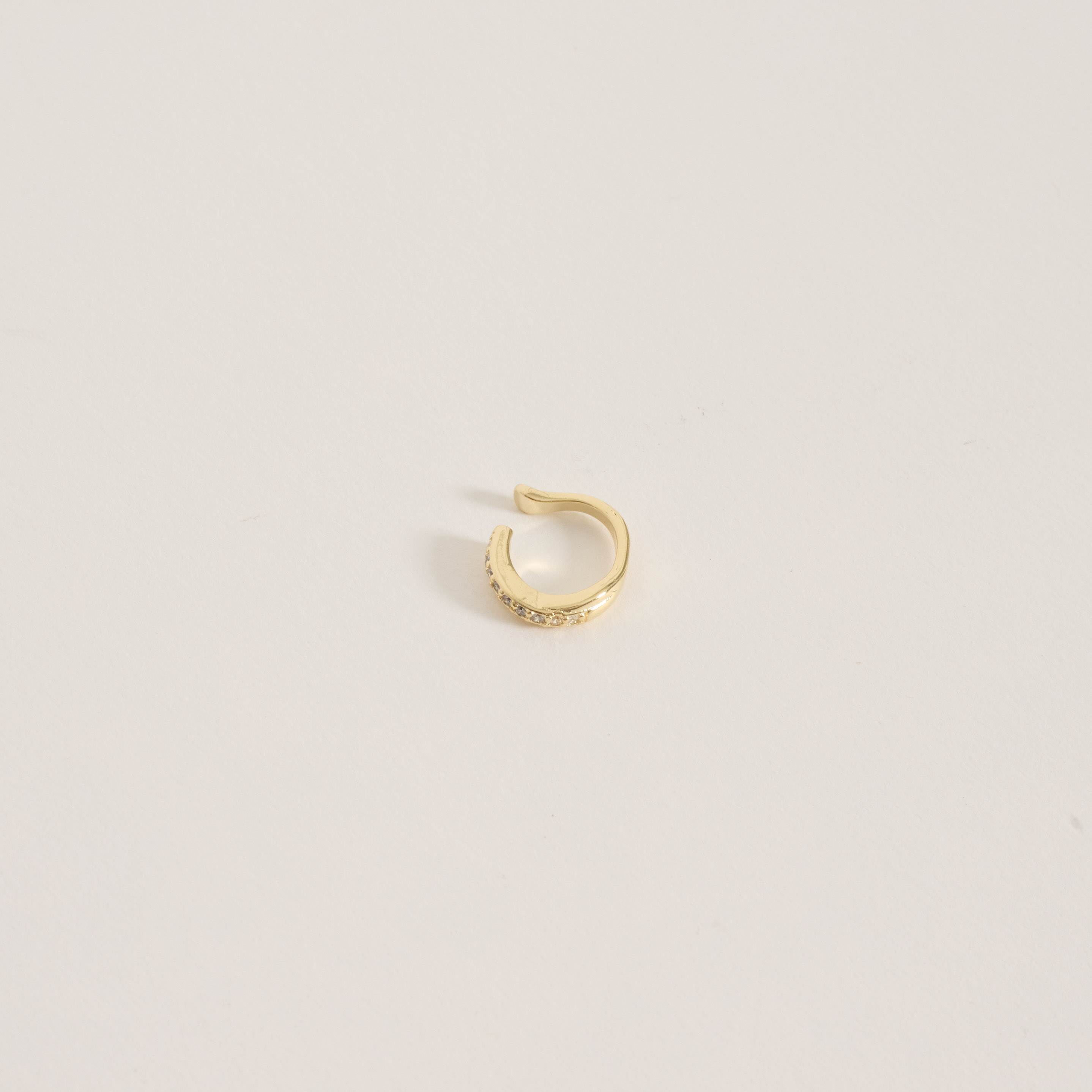 Piercing fake argola com cravejado