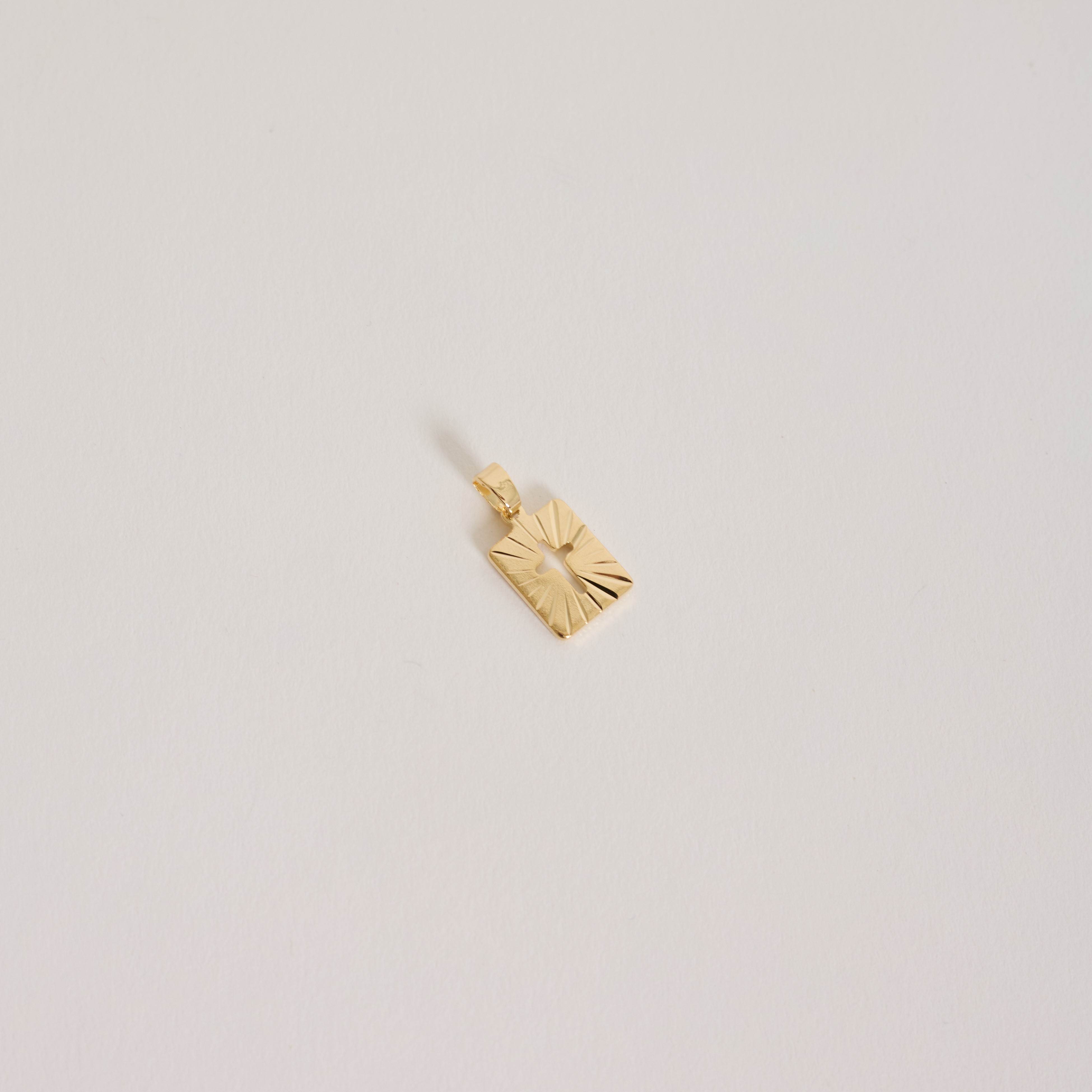 Pingente medalha cruz vazada 11mm 